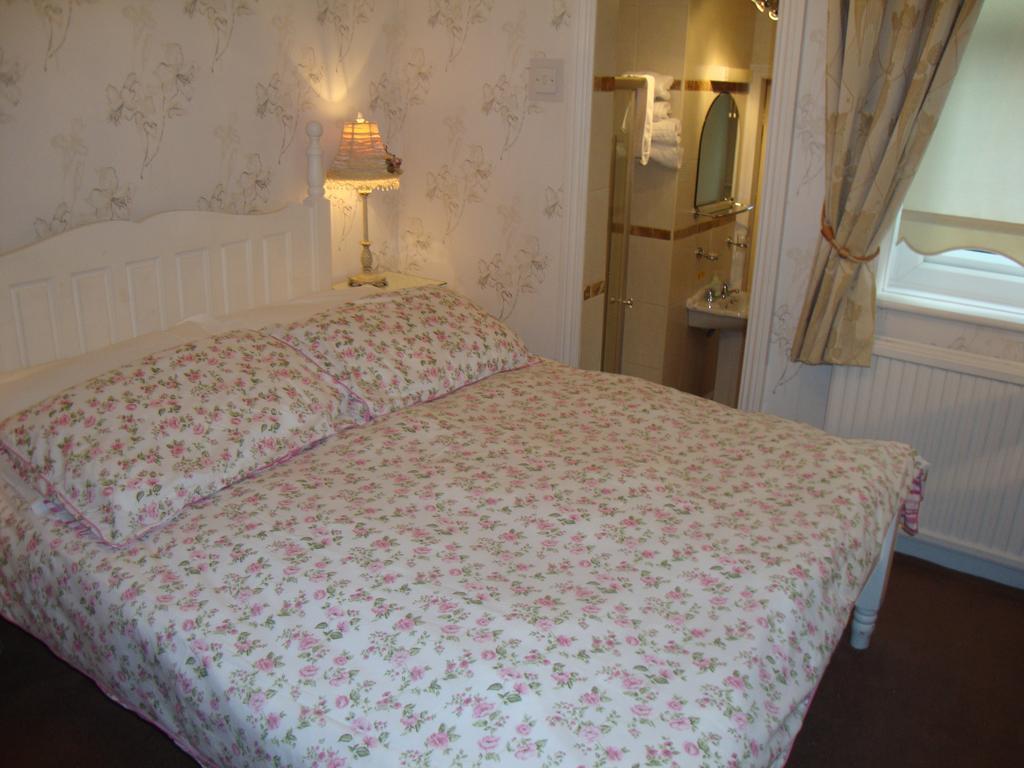 Sherwood Hotel - B&B Harrogate Szoba fotó