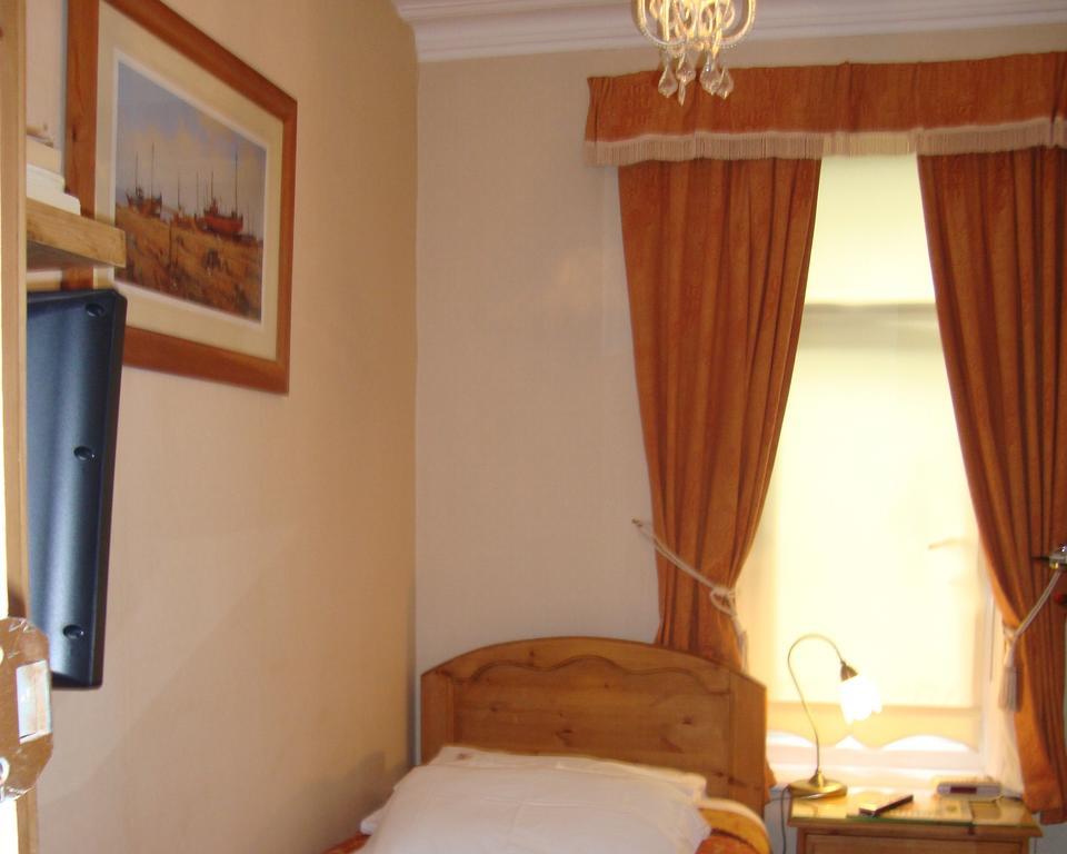 Sherwood Hotel - B&B Harrogate Szoba fotó